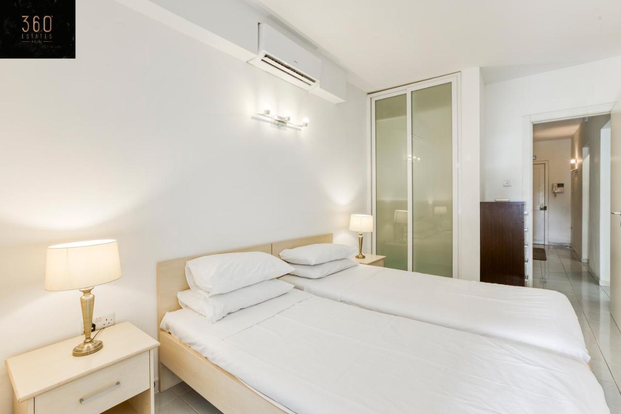 Centre Apt In St Julians/Pv With Spacious Living By 360 Estates San Ġiljan Buitenkant foto